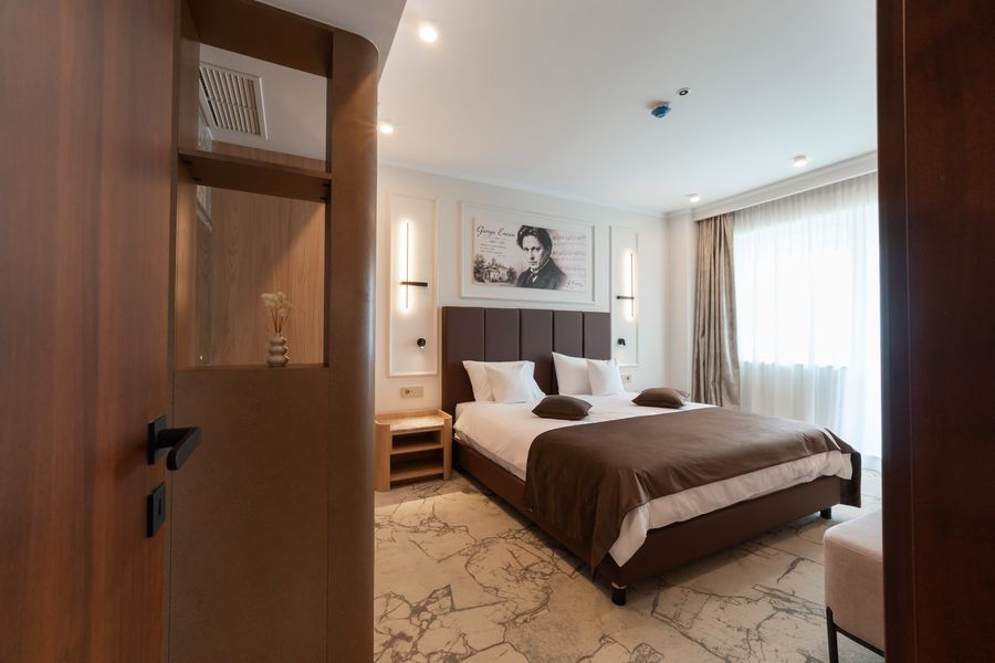 Relația dintre living și dormitor în Business Premium Suite Junior