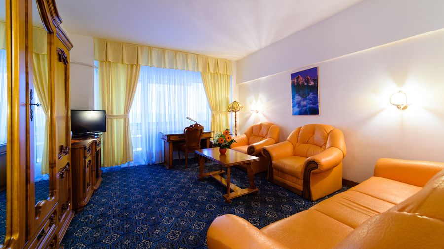 Living: configurație alternativă în Standard Suite