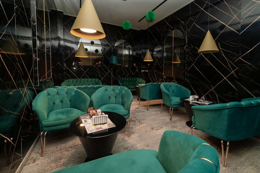 Verde Café al Hotelului Decebal din Bacău
